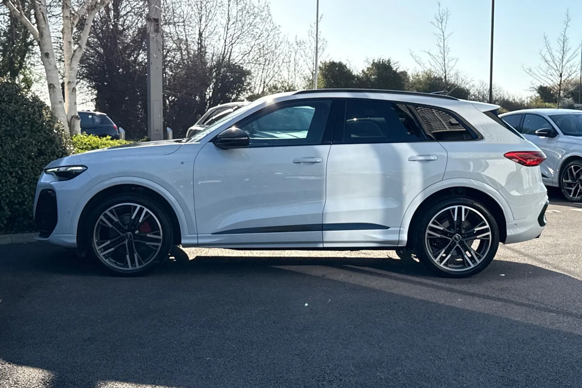 Audi Q5 thumbnail image number 18