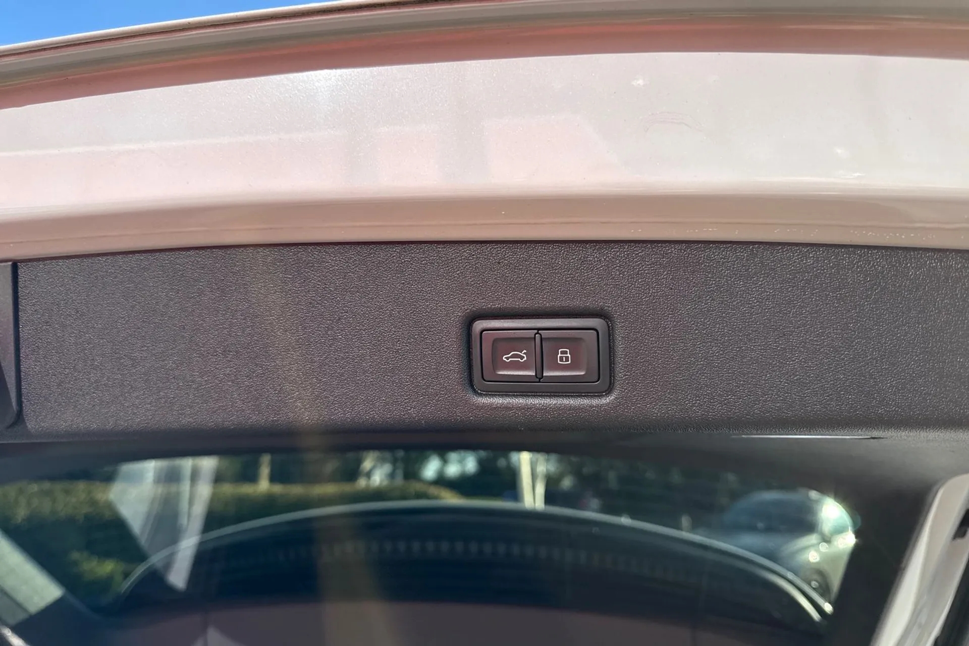 Audi Q5 thumbnail image number 31