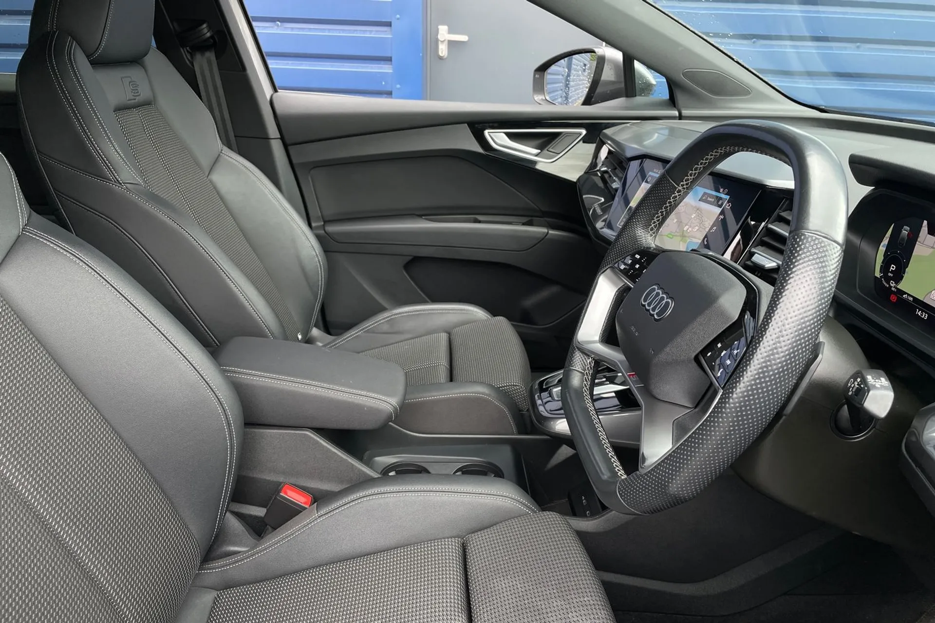 Audi Q4 thumbnail image number 25