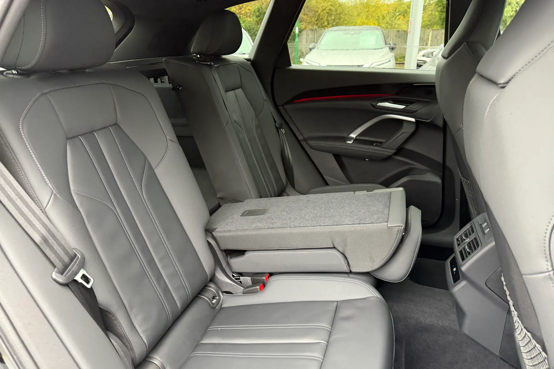 Audi Q5 thumbnail image number 41