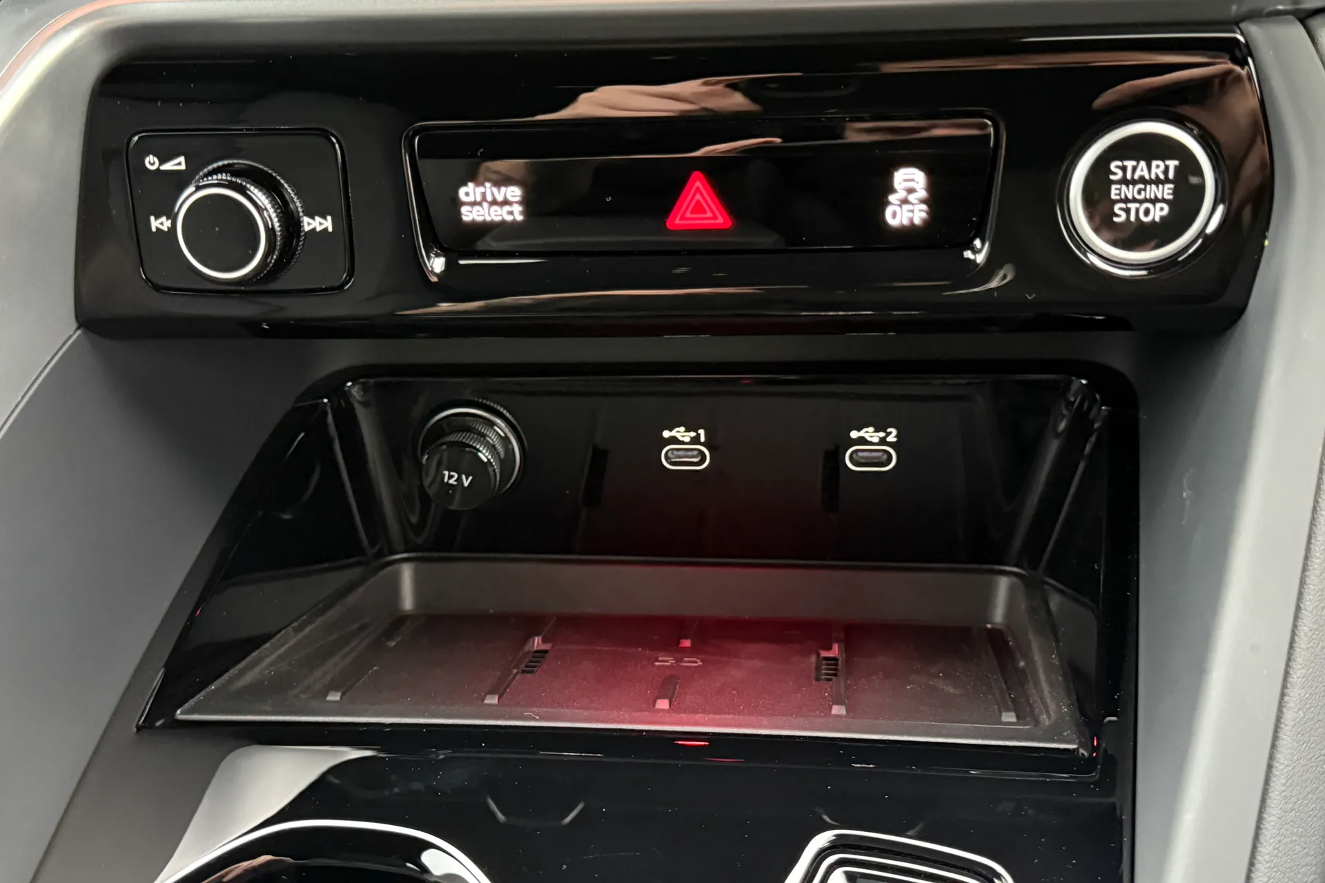 Audi Q5 thumbnail image number 11