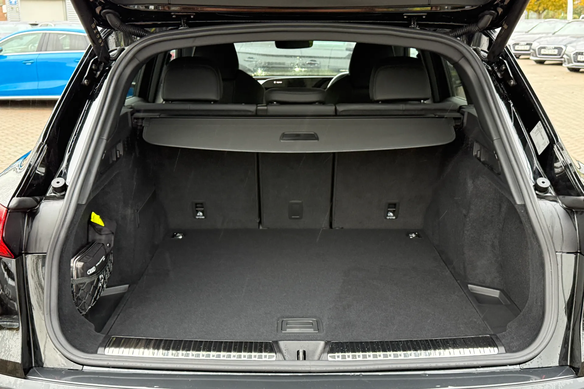 Audi Q5 thumbnail image number 28