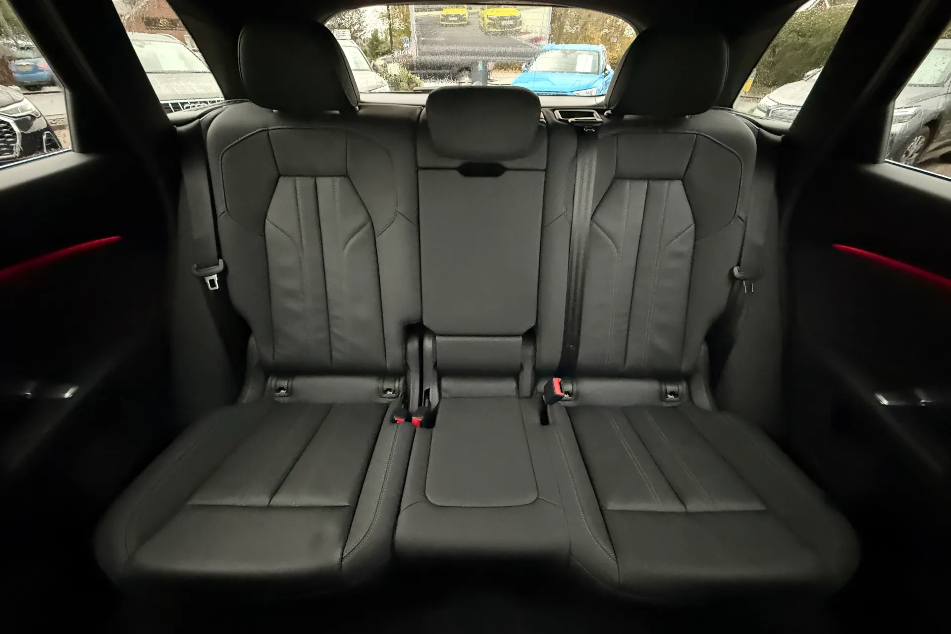 Audi Q5 thumbnail image number 32