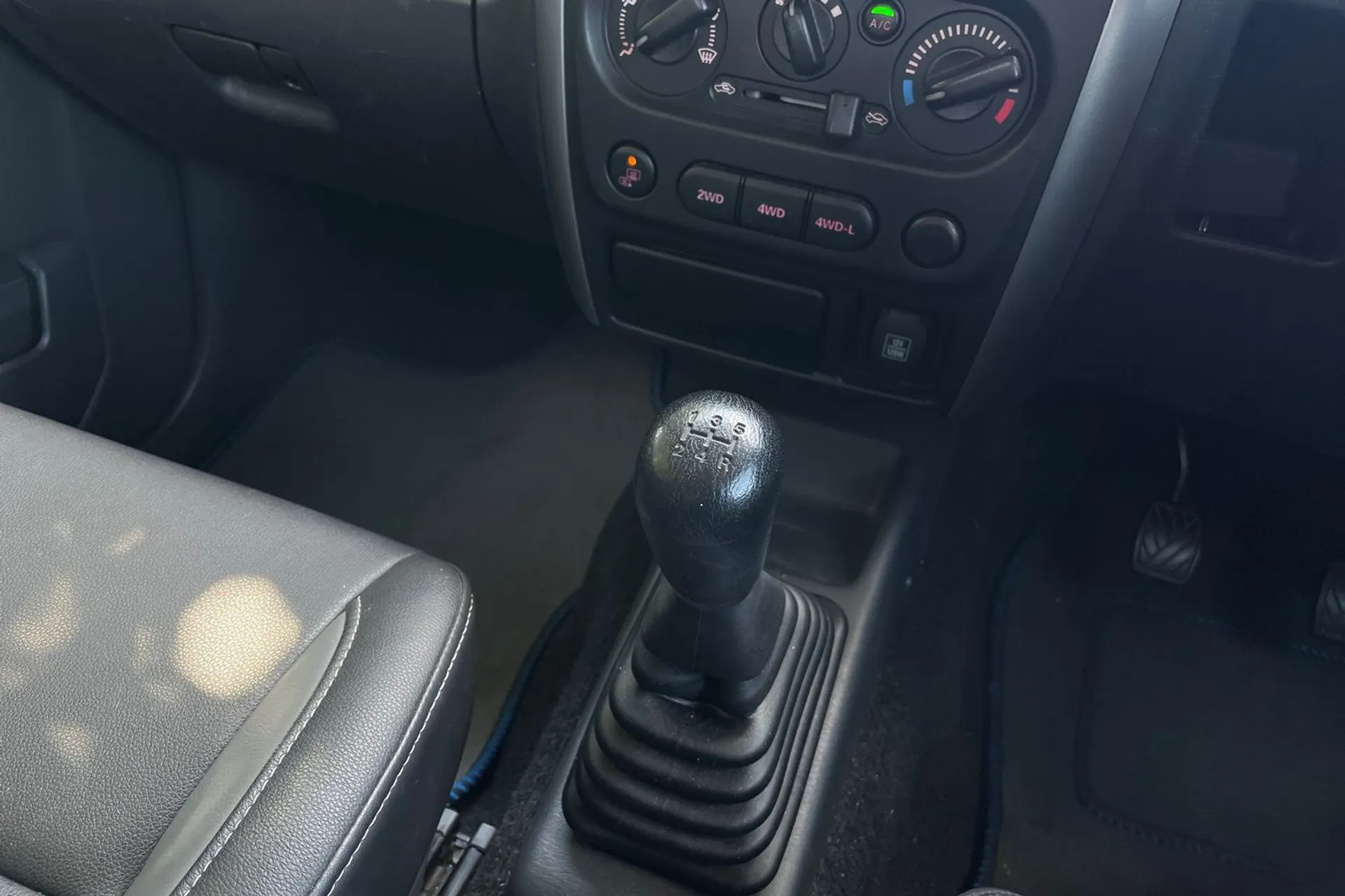 SUZUKI JIMNY thumbnail image number 40