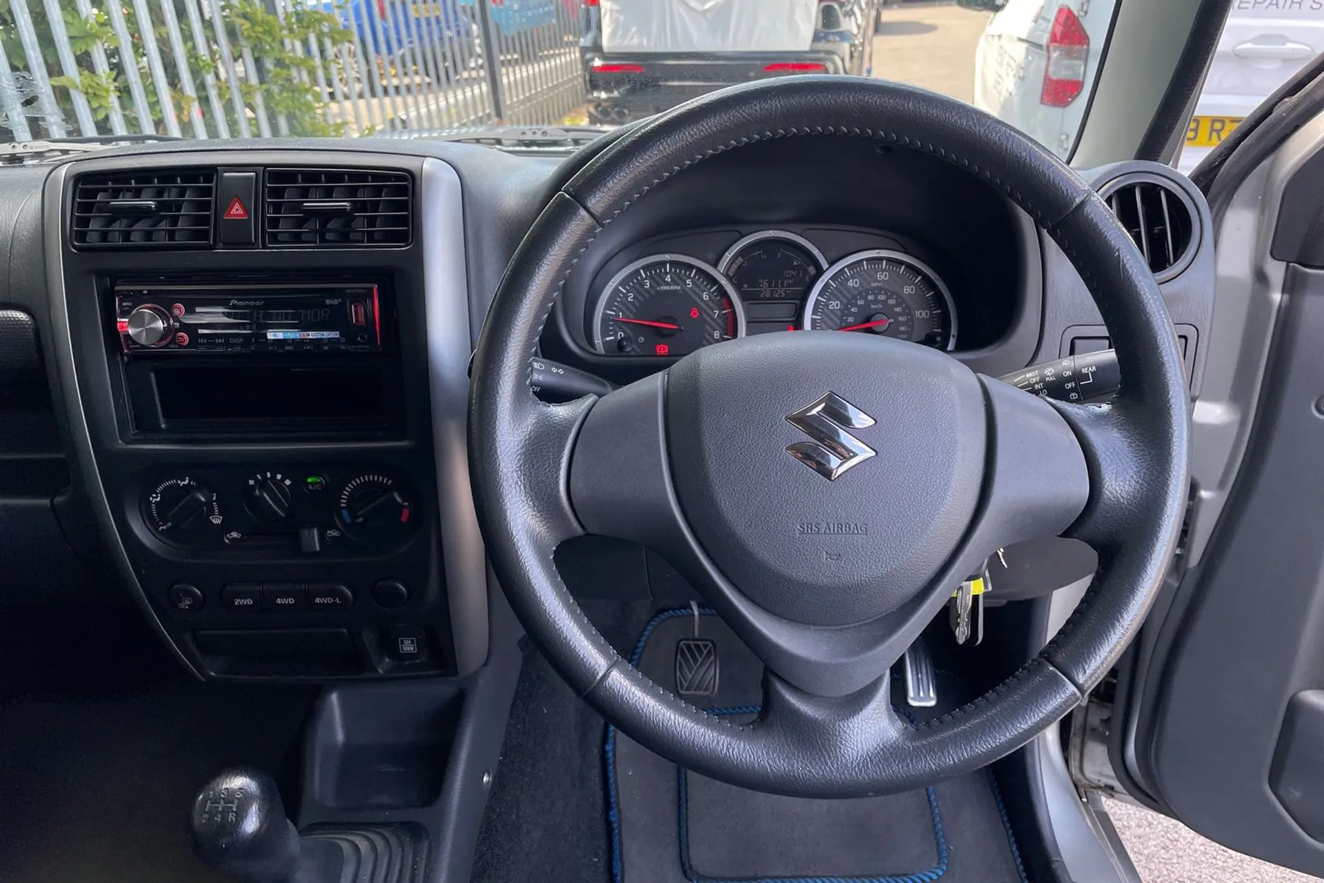 SUZUKI JIMNY thumbnail image number 33