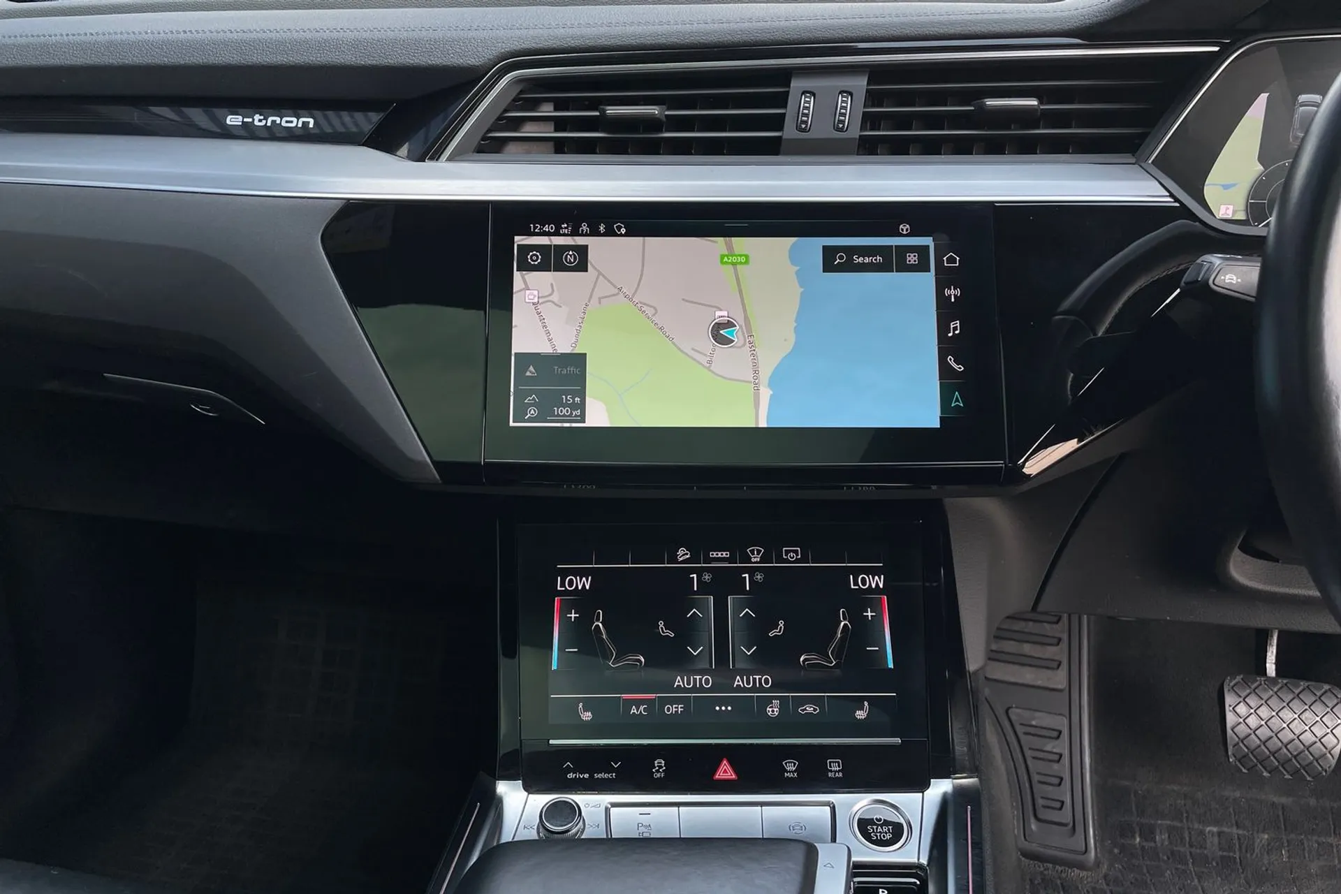 Audi e-tron thumbnail image number 38