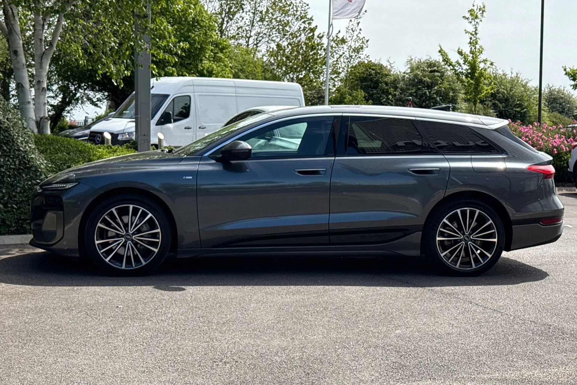 Audi A6 thumbnail image number 21