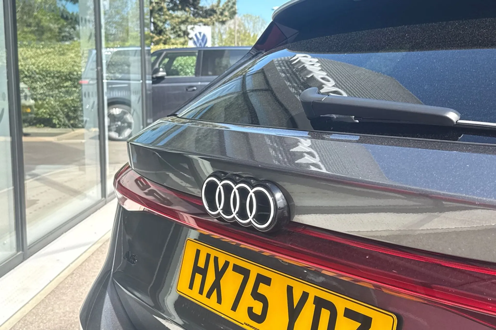 Audi A6 thumbnail image number 31