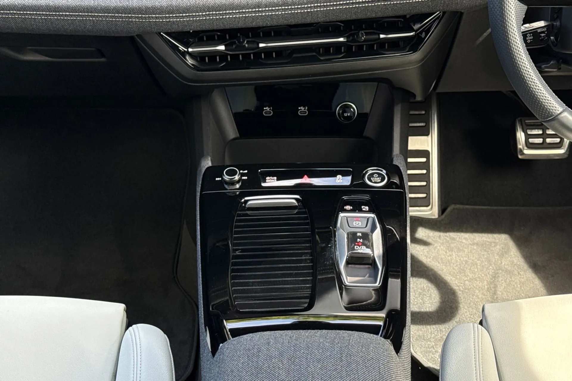 Audi A6 thumbnail image number 54