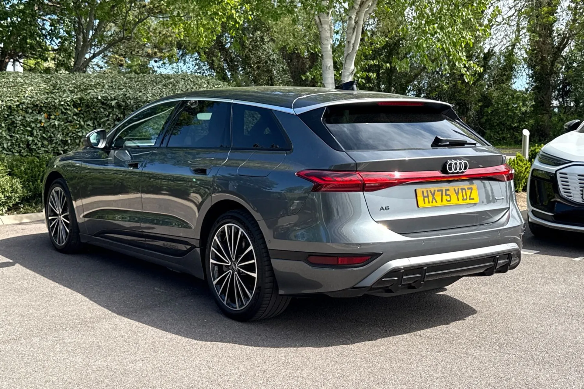 Audi A6 thumbnail image number 19
