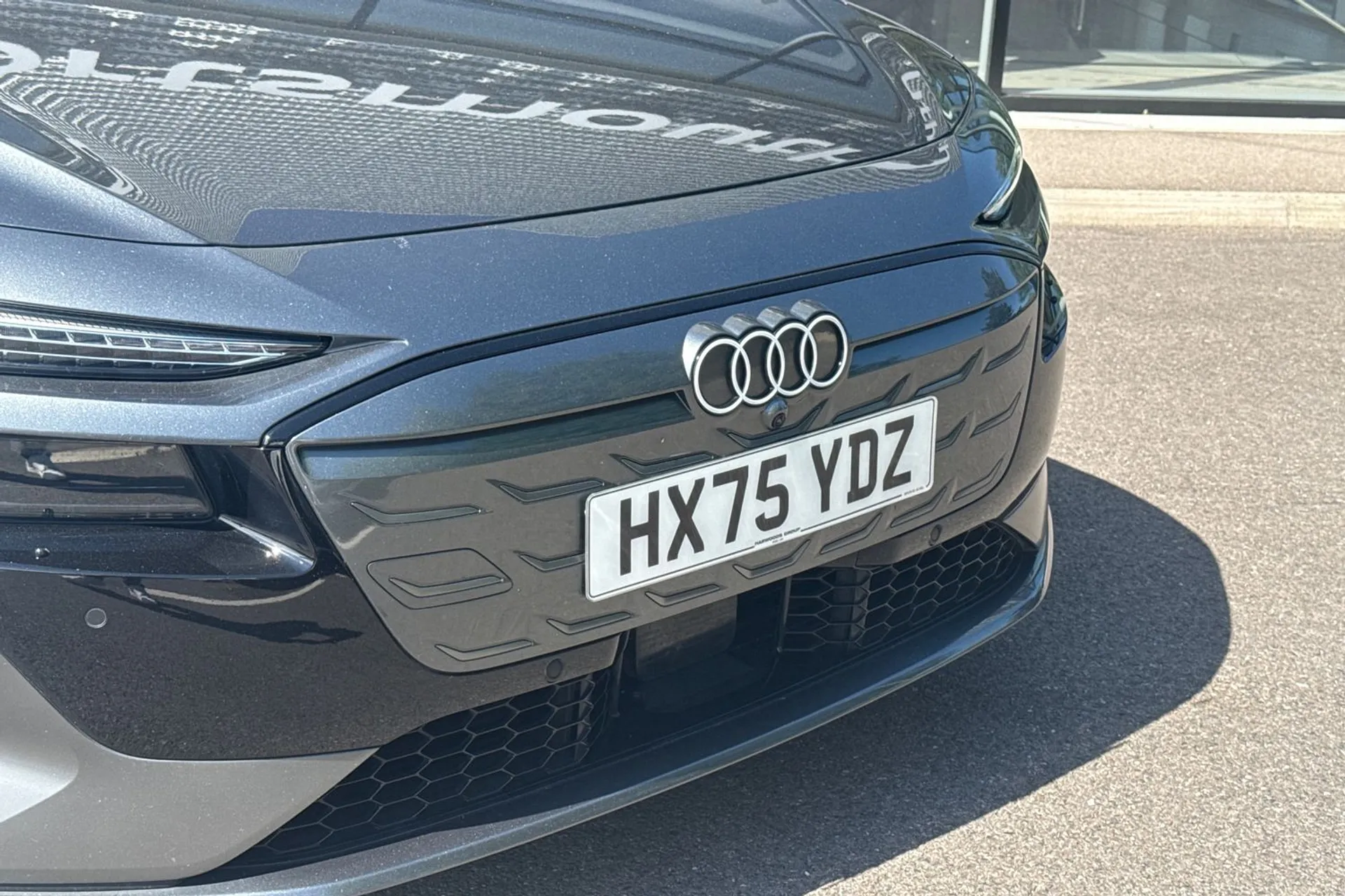 Audi A6 thumbnail image number 14