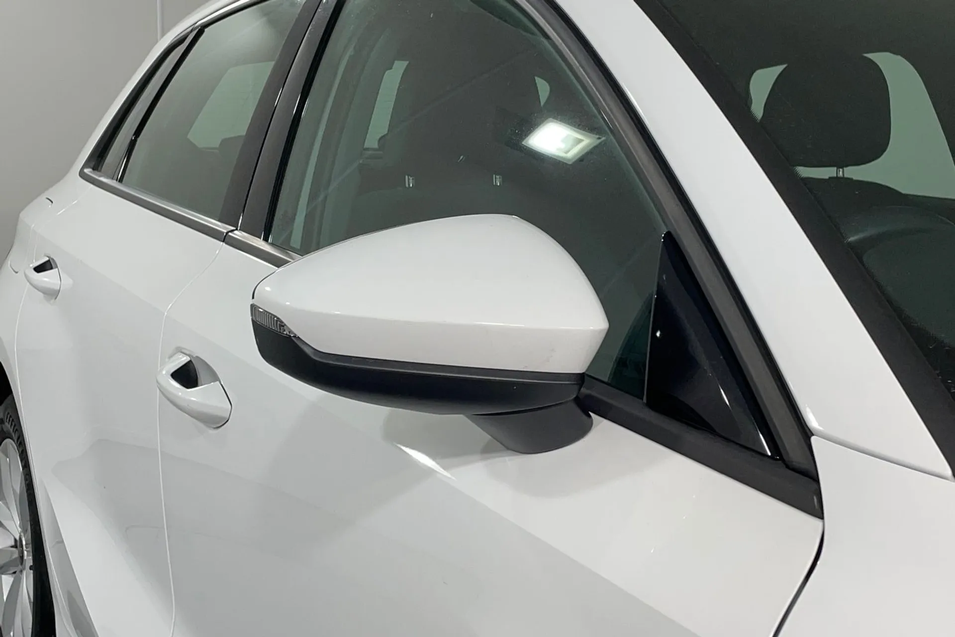 Audi A3 thumbnail image number 16