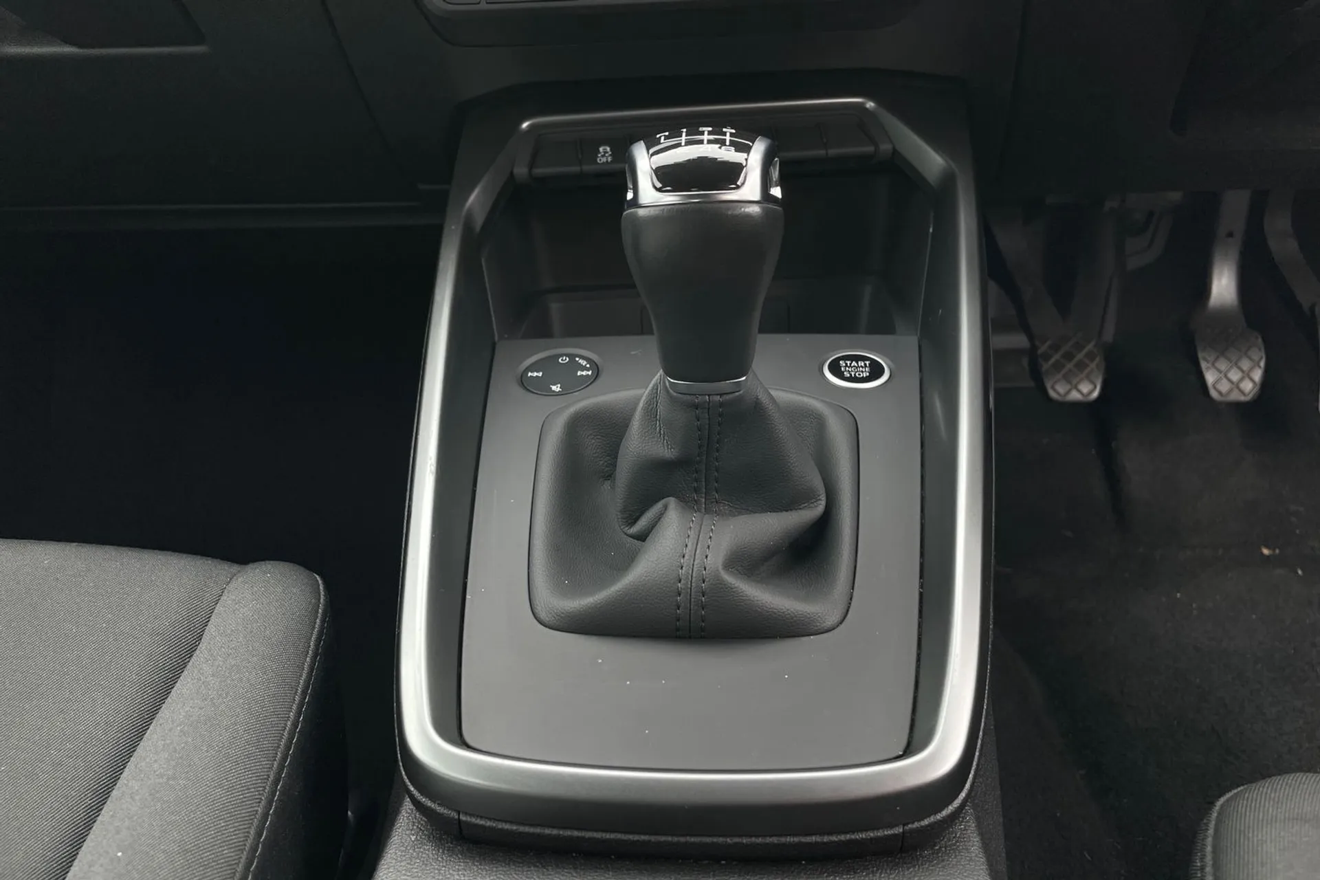 Audi A3 thumbnail image number 38