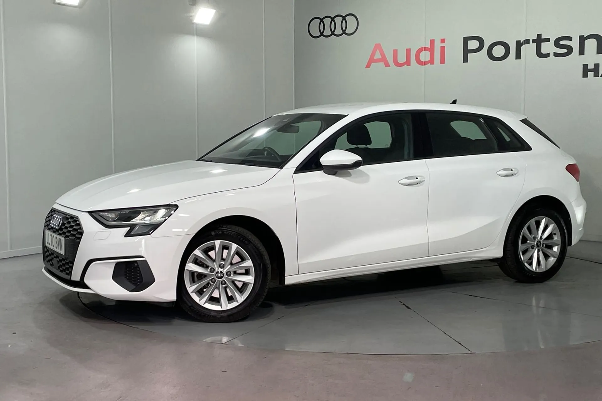 Audi A3 thumbnail image number 5