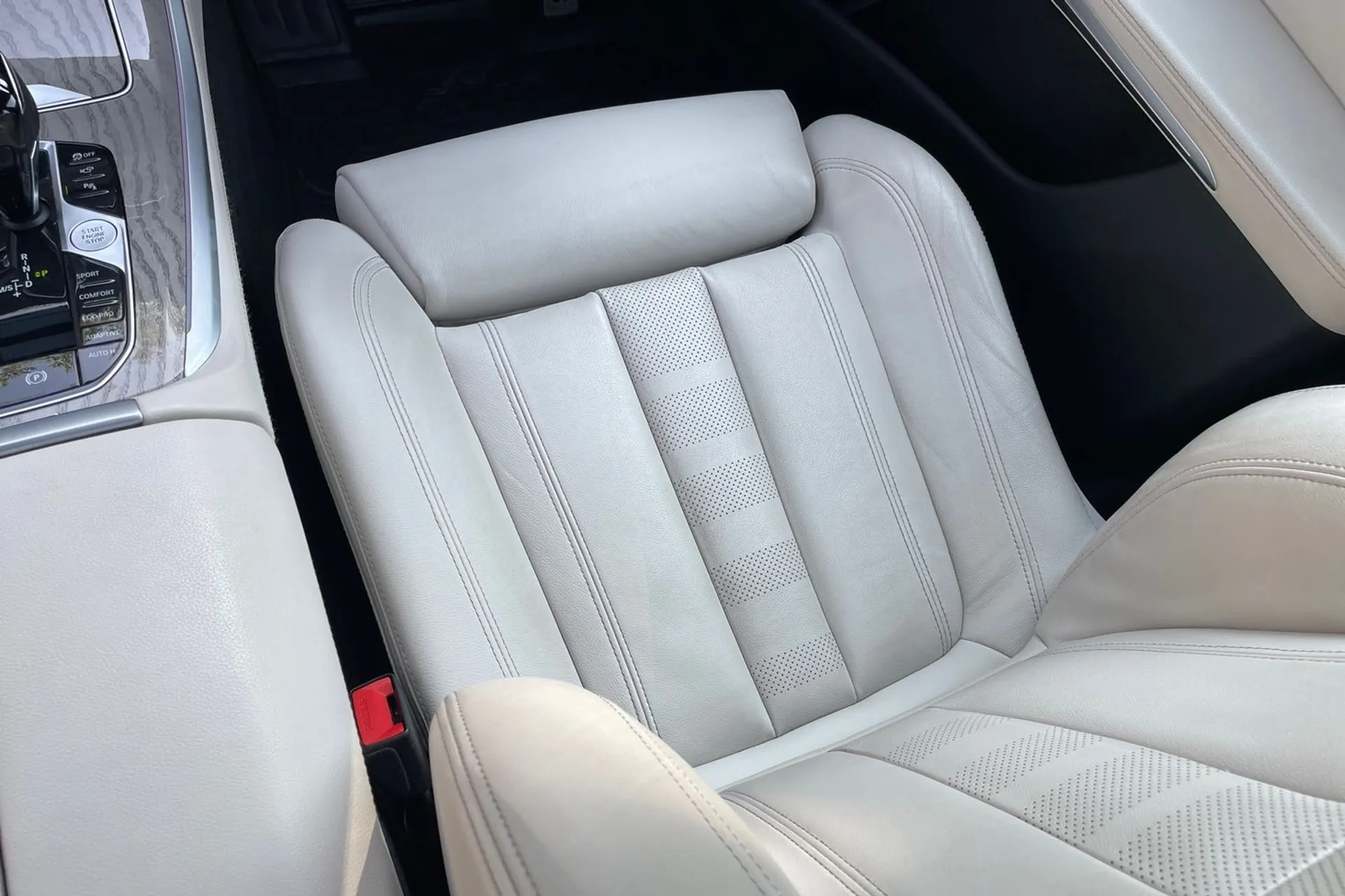 BMW X5 thumbnail image number 35