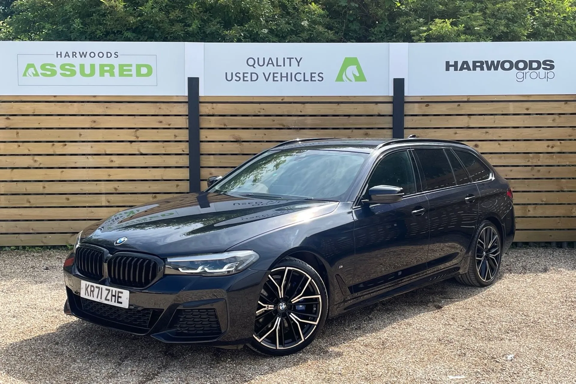 BMW 5 SERIES thumbnail image number 8