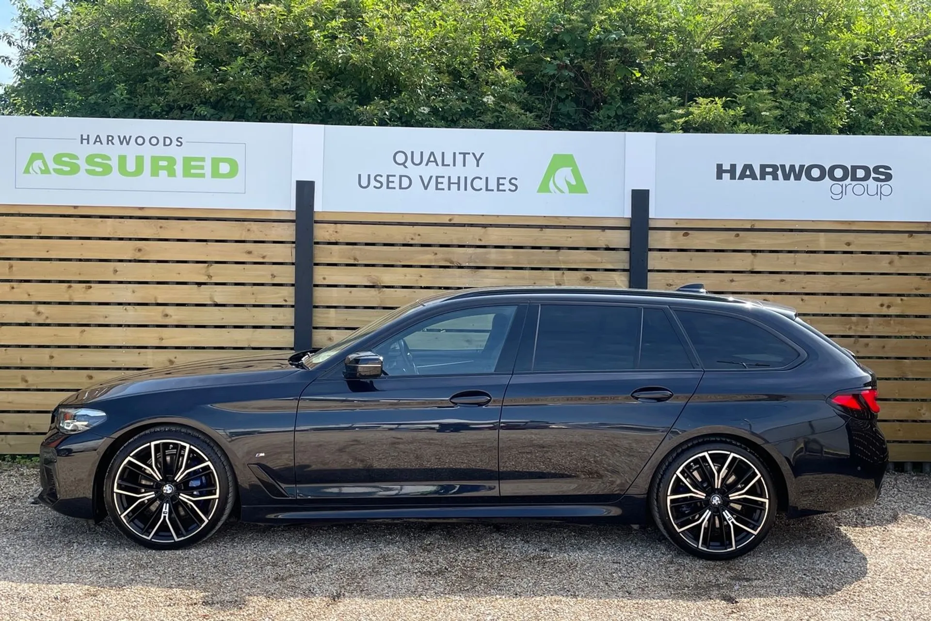 BMW 5 SERIES thumbnail image number 7
