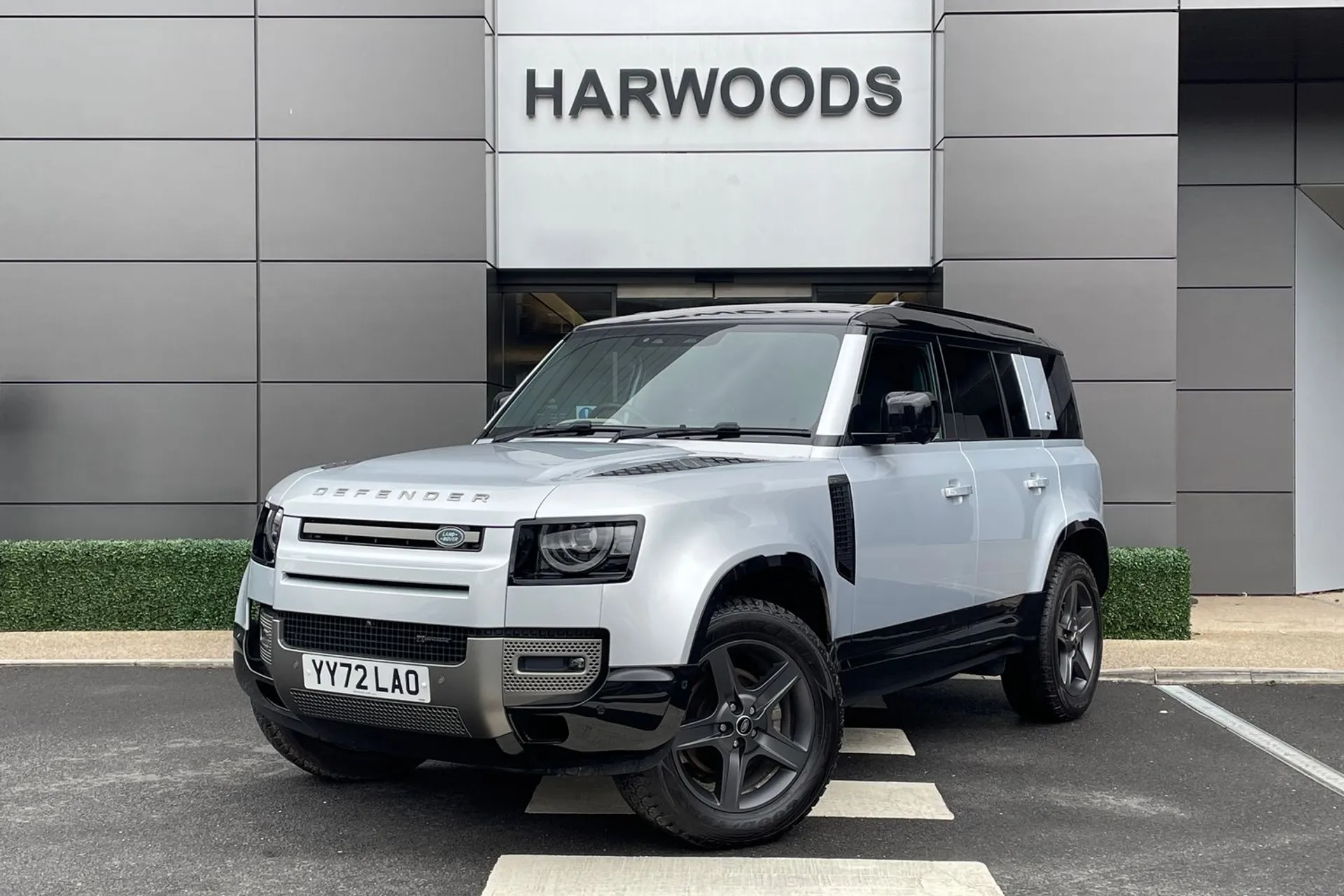 LAND ROVER DEFENDER thumbnail image number 15