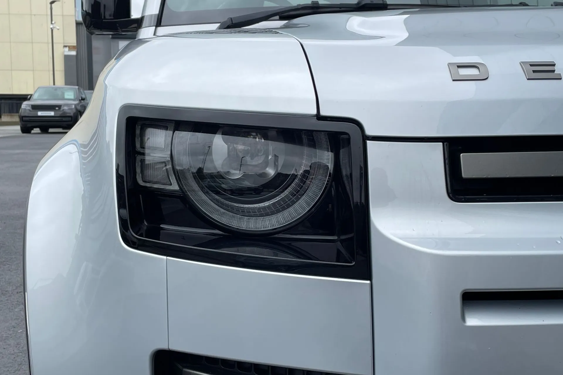 LAND ROVER DEFENDER thumbnail image number 22