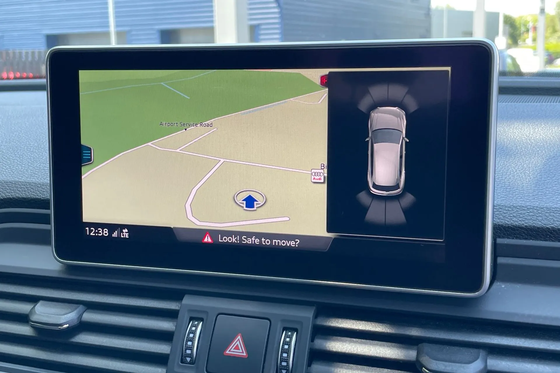 Audi Q5 thumbnail image number 42