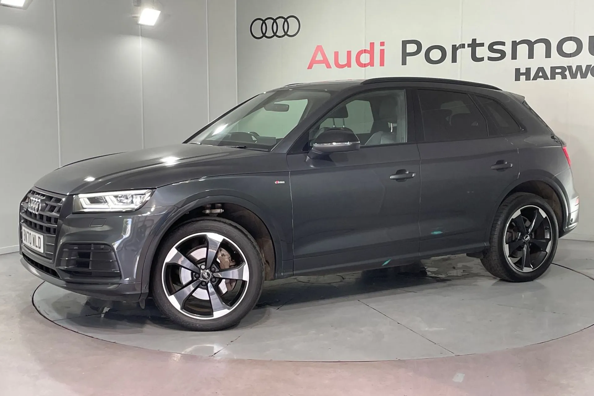 Audi Q5 thumbnail image number 10