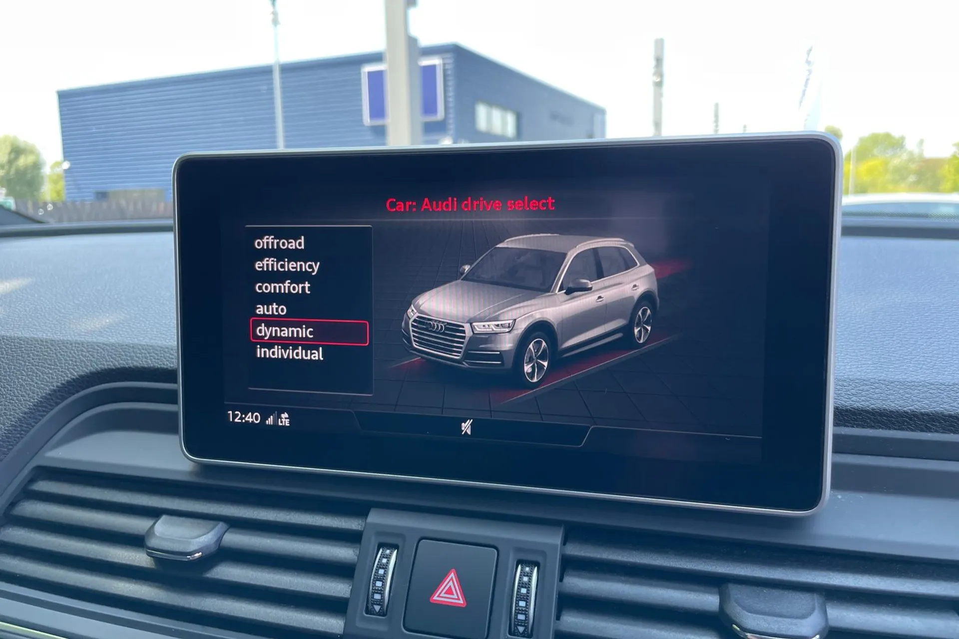 Audi Q5 thumbnail image number 44