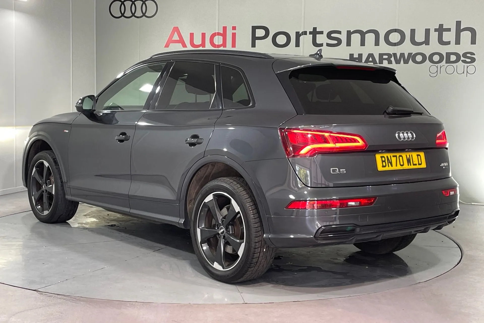 Audi Q5 thumbnail image number 8