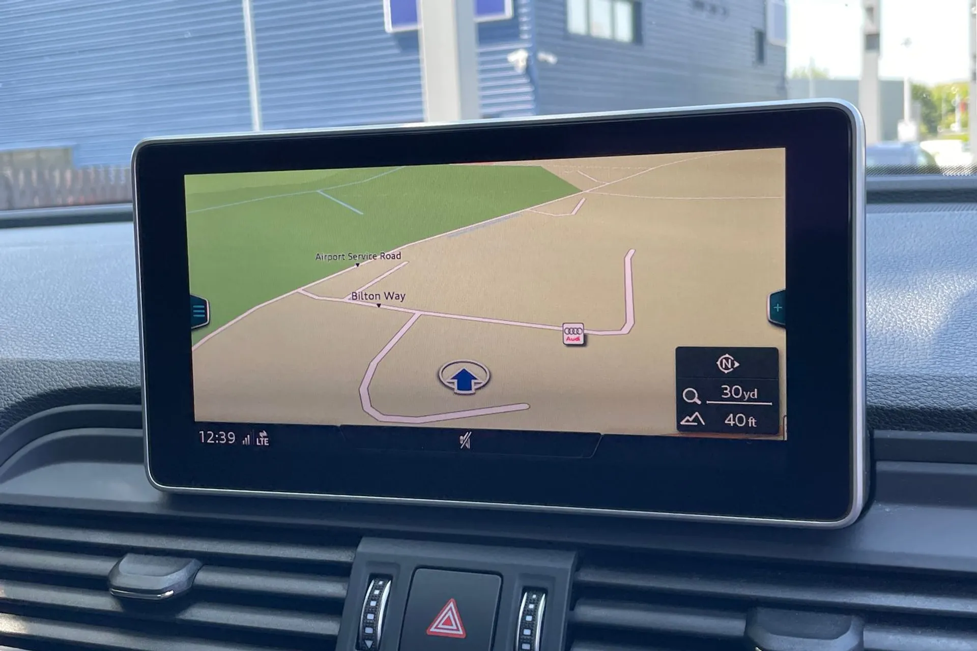 Audi Q5 thumbnail image number 33