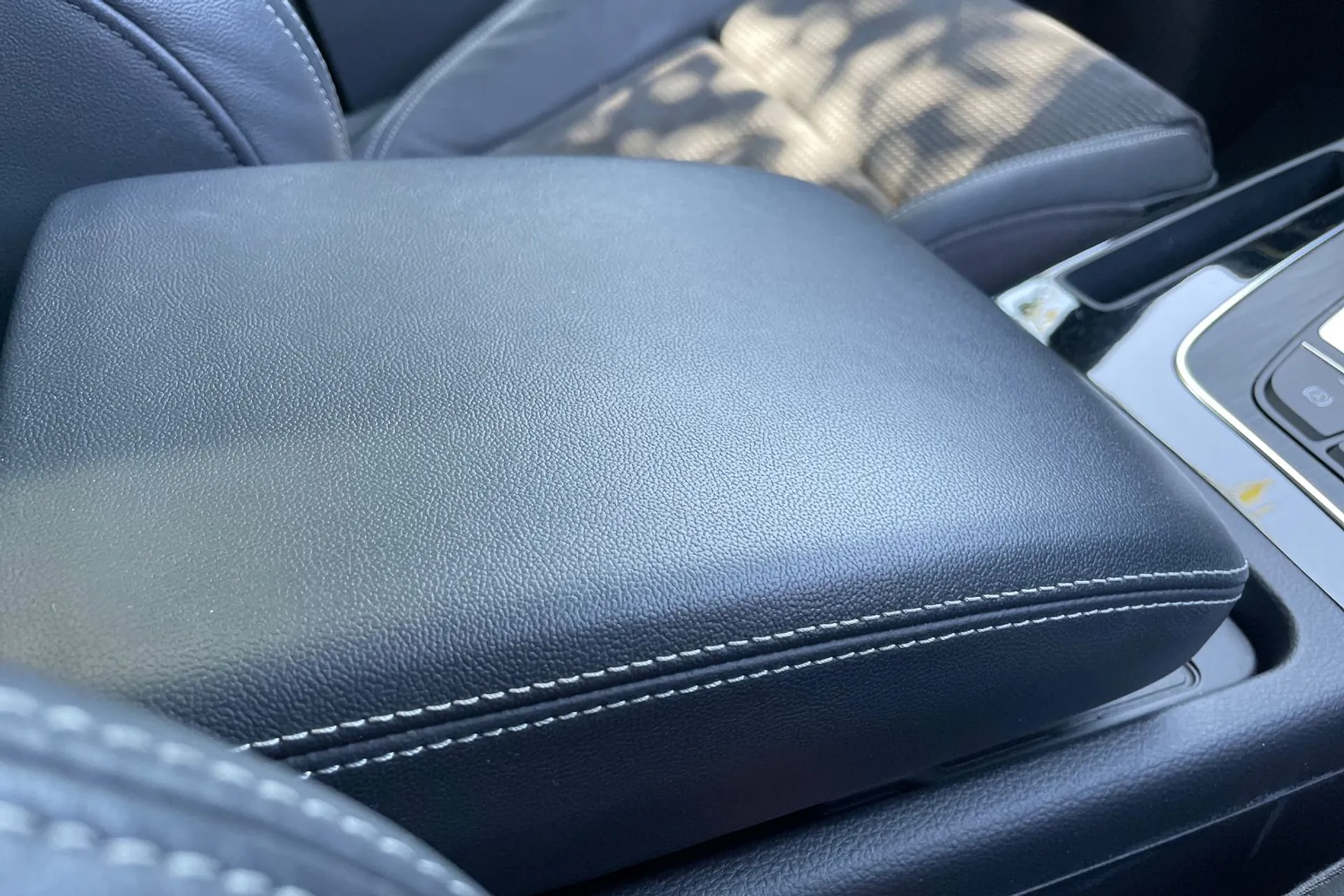 Audi Q5 thumbnail image number 45