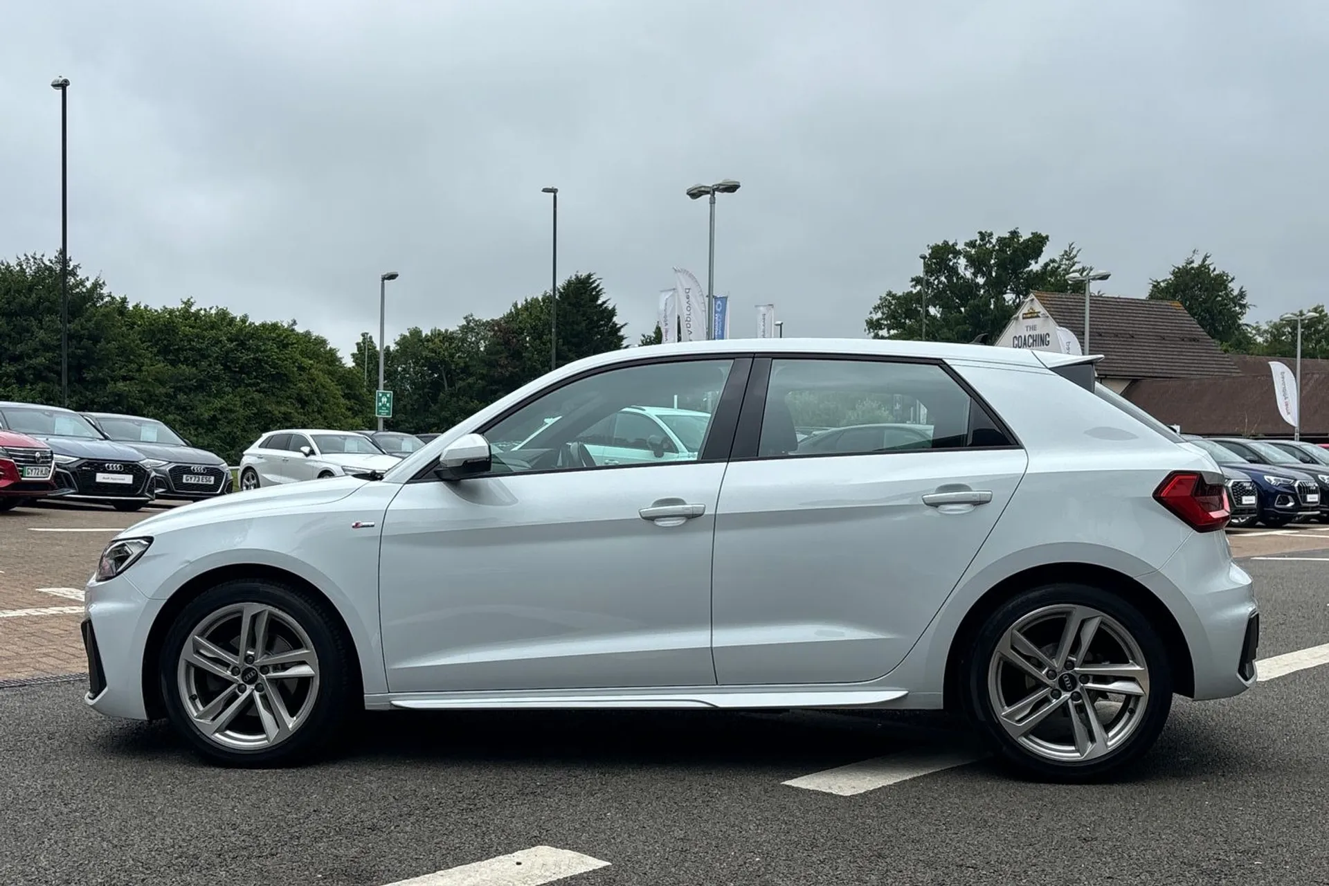 Audi A1 thumbnail image number 9