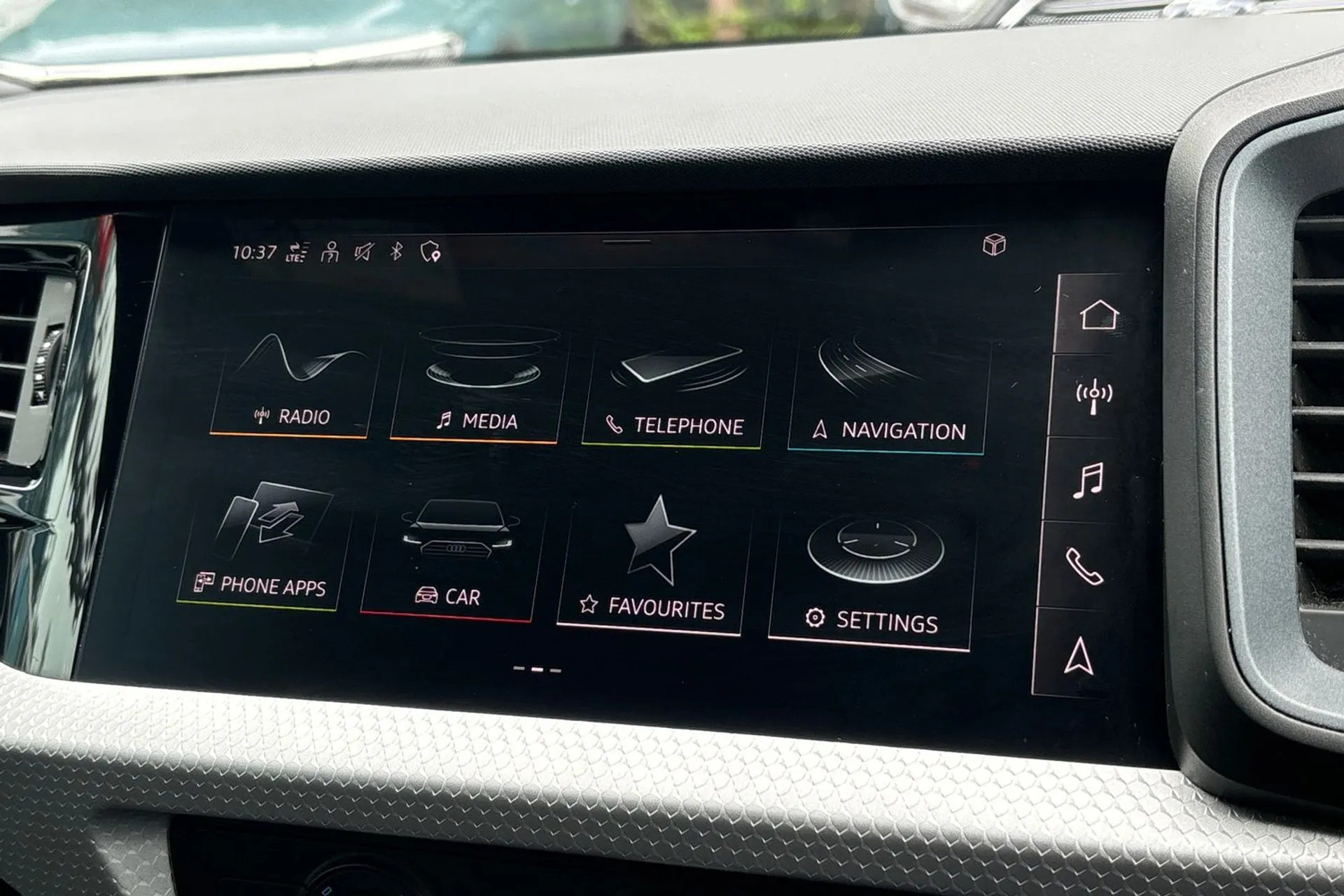 Audi A1 thumbnail image number 38
