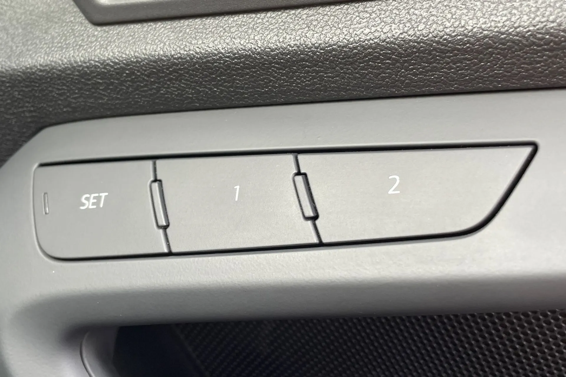 Audi A3 thumbnail image number 32