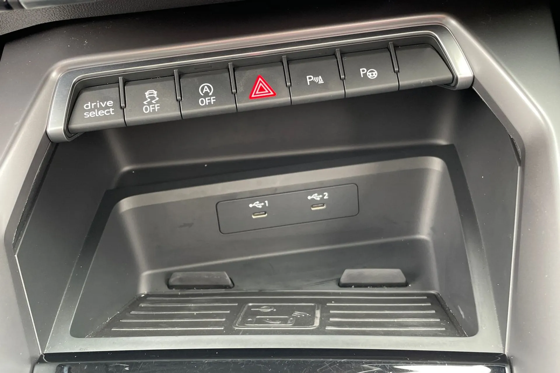 Audi A3 thumbnail image number 24