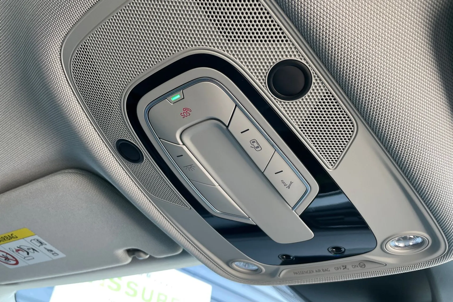 Audi e-tron thumbnail image number 41