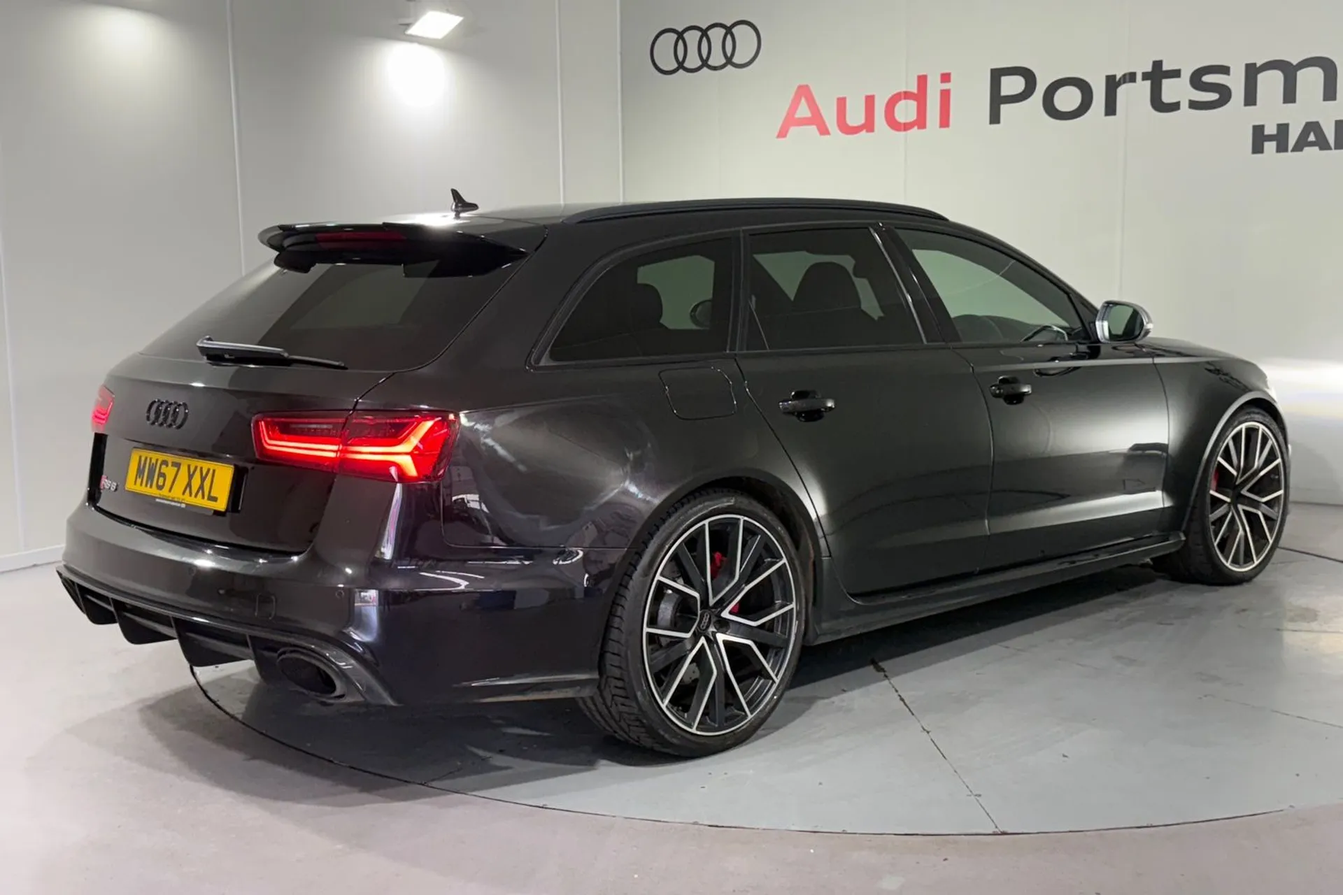 Audi RS6 thumbnail image number 7