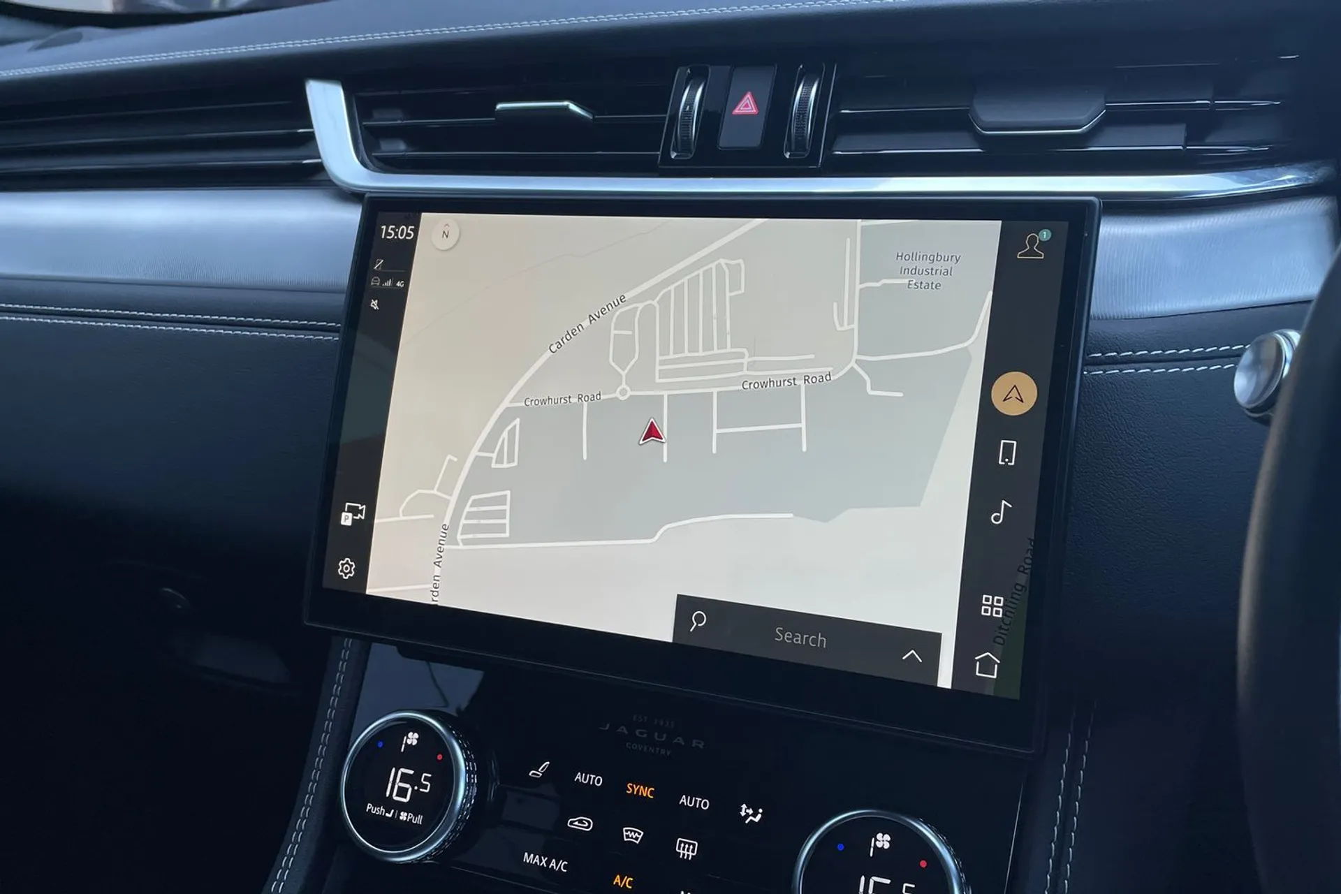 Jaguar F-PACE thumbnail image number 5