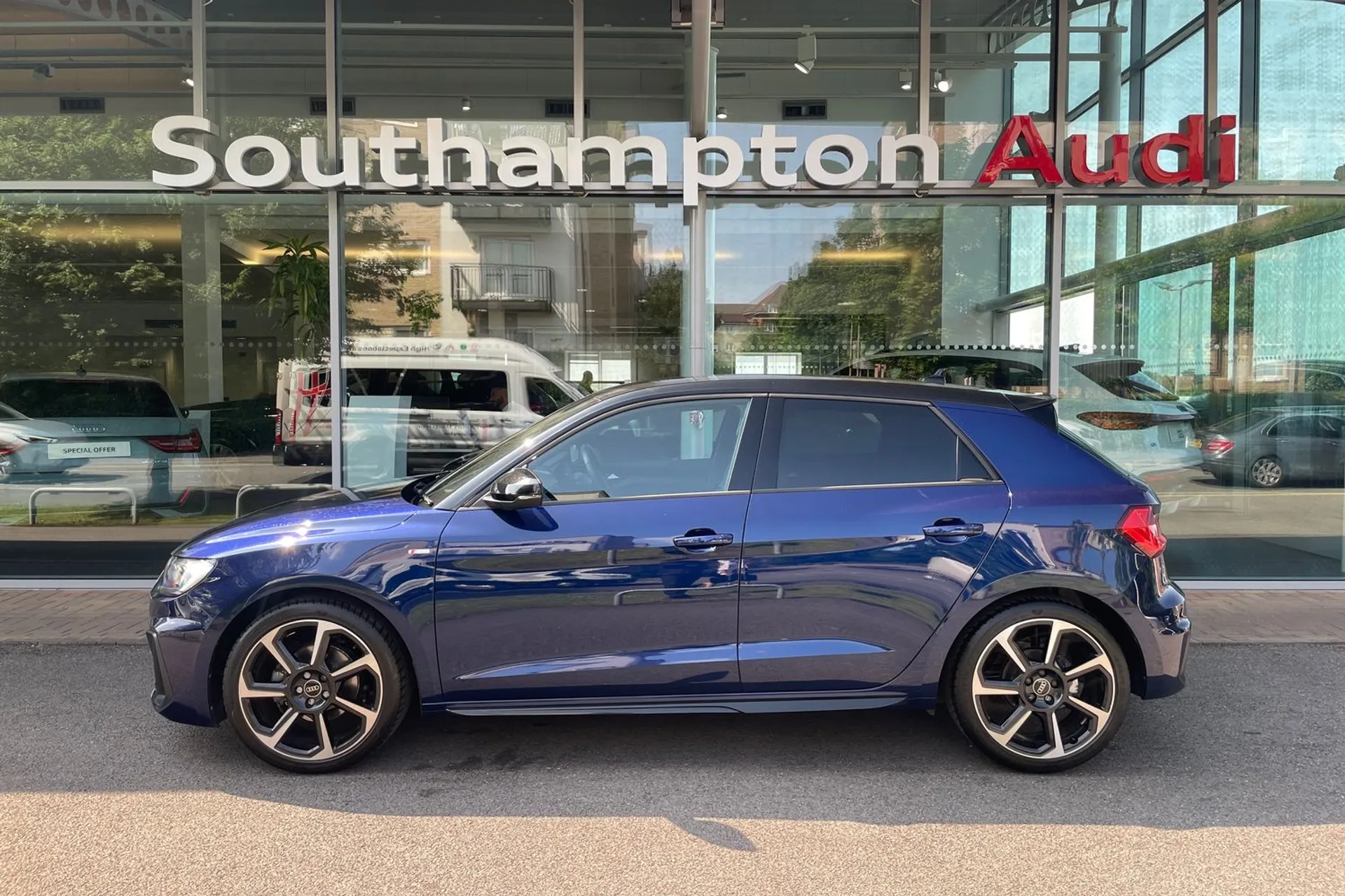 Audi A1 thumbnail image number 8