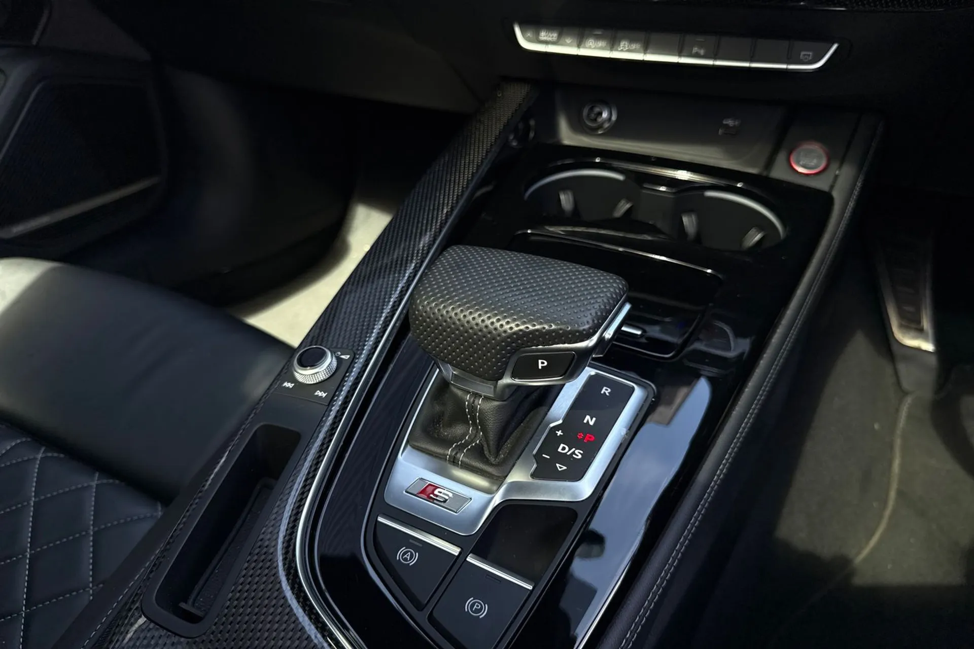Audi A5 thumbnail image number 42