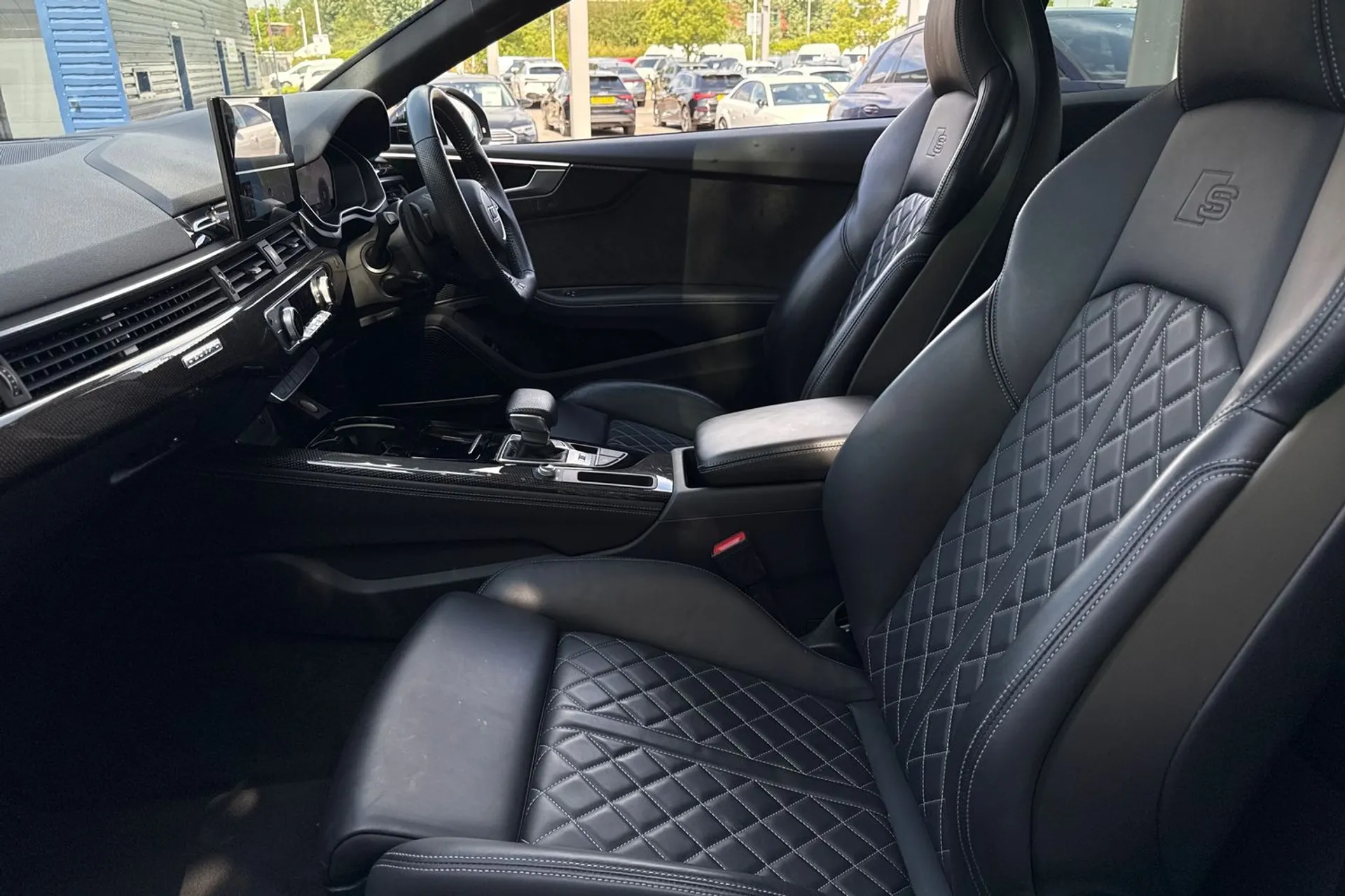 Audi A5 thumbnail image number 30