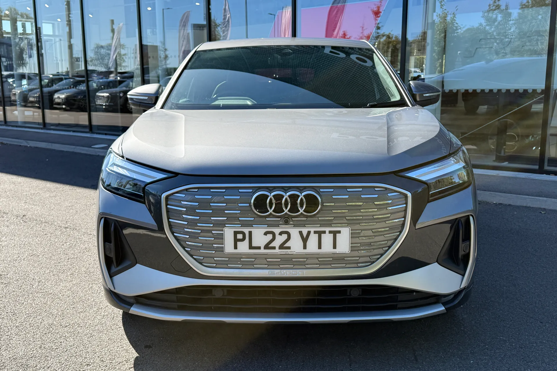 Audi Q4 thumbnail image number 5