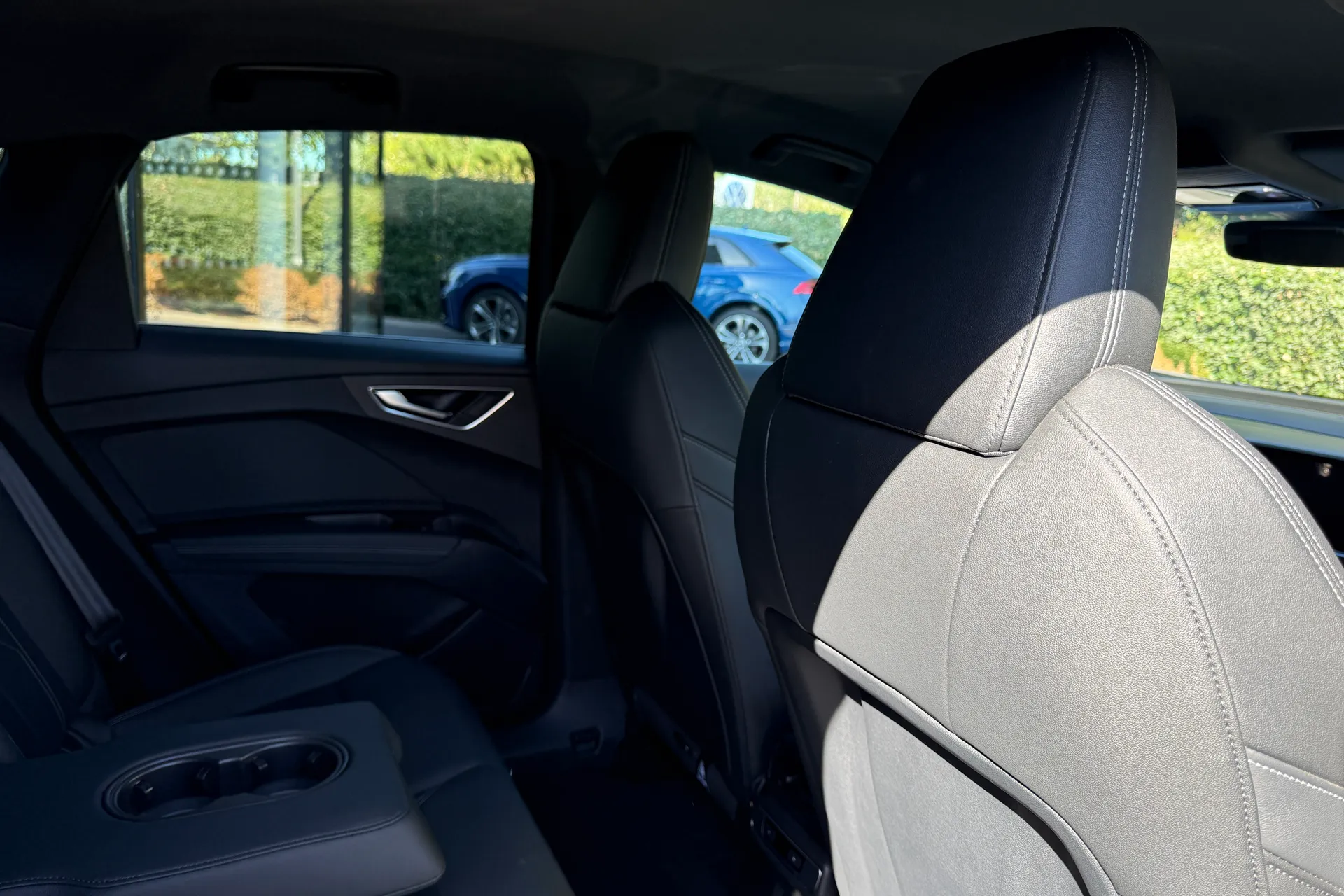 Audi Q4 thumbnail image number 43