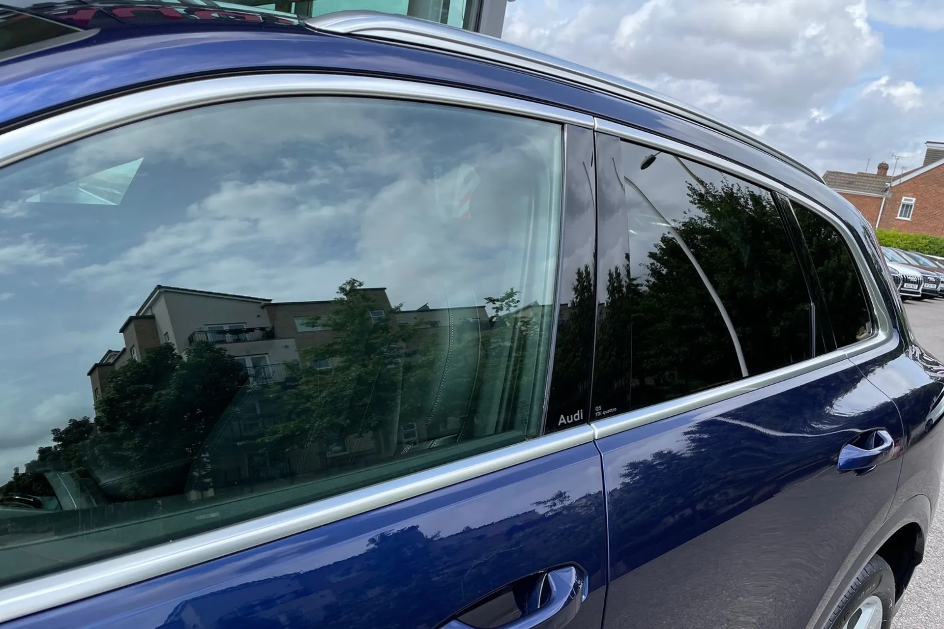 Audi Q5 thumbnail image number 13