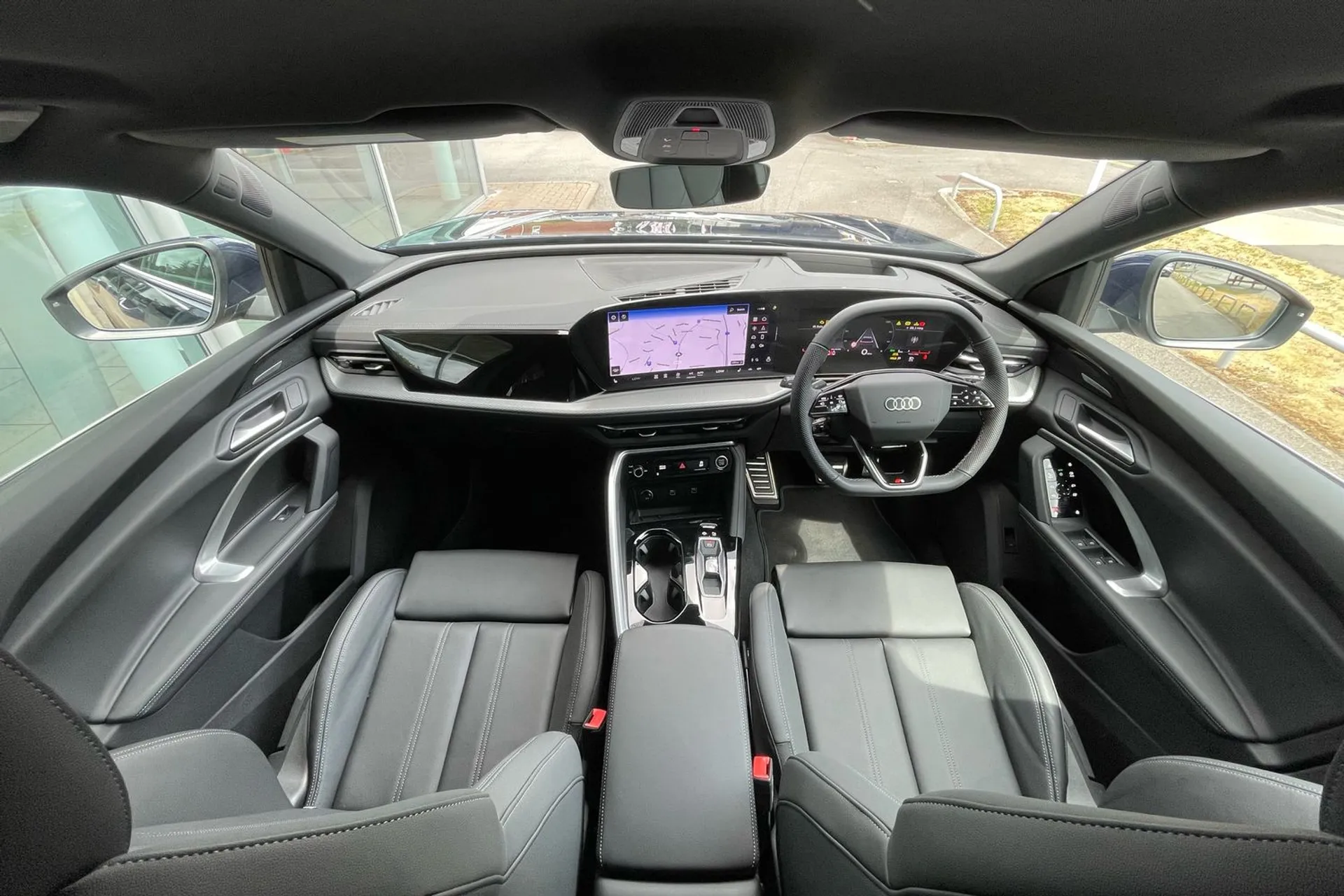 Audi Q5 thumbnail image number 31