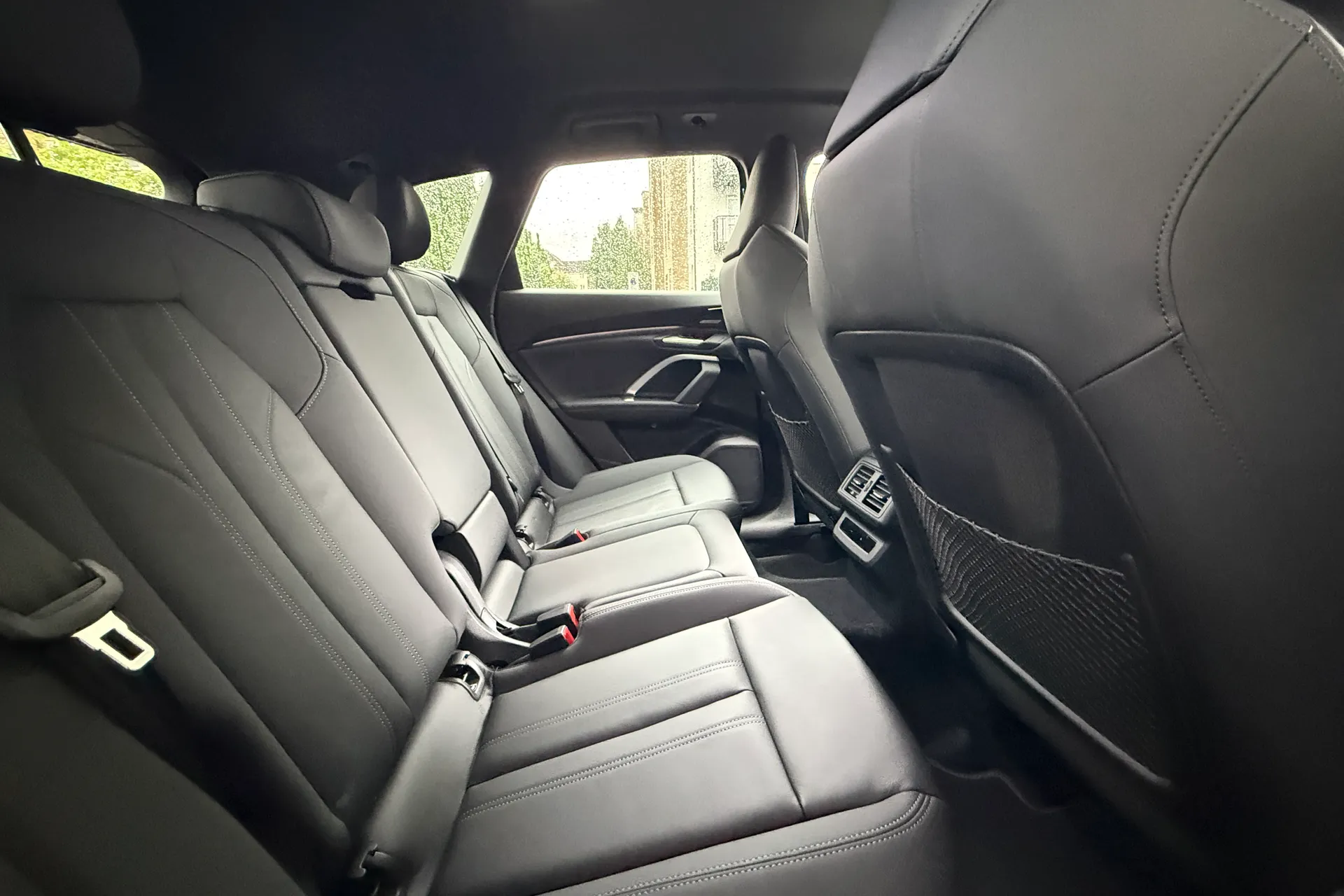 Audi Q5 thumbnail image number 37