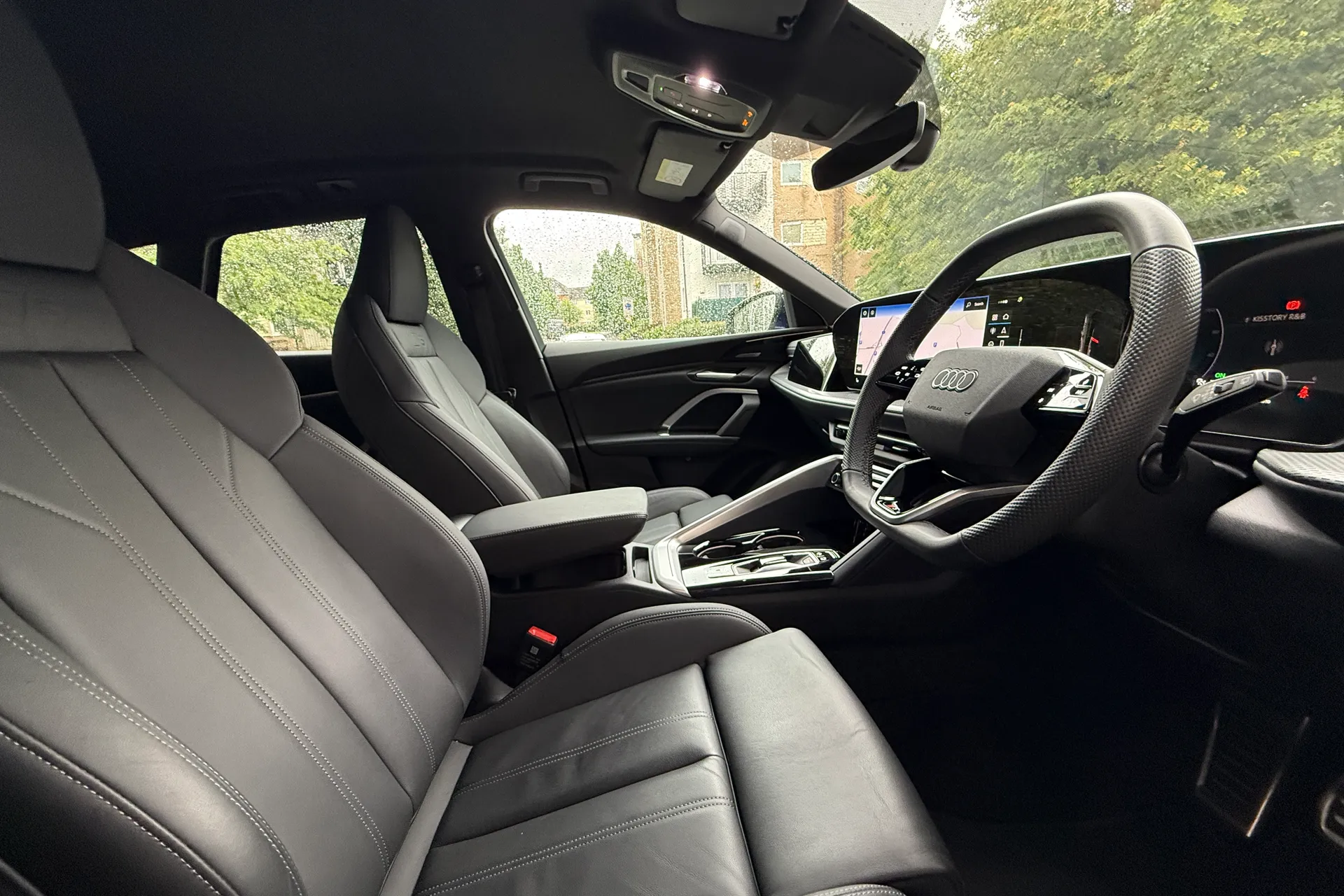 Audi Q5 thumbnail image number 32