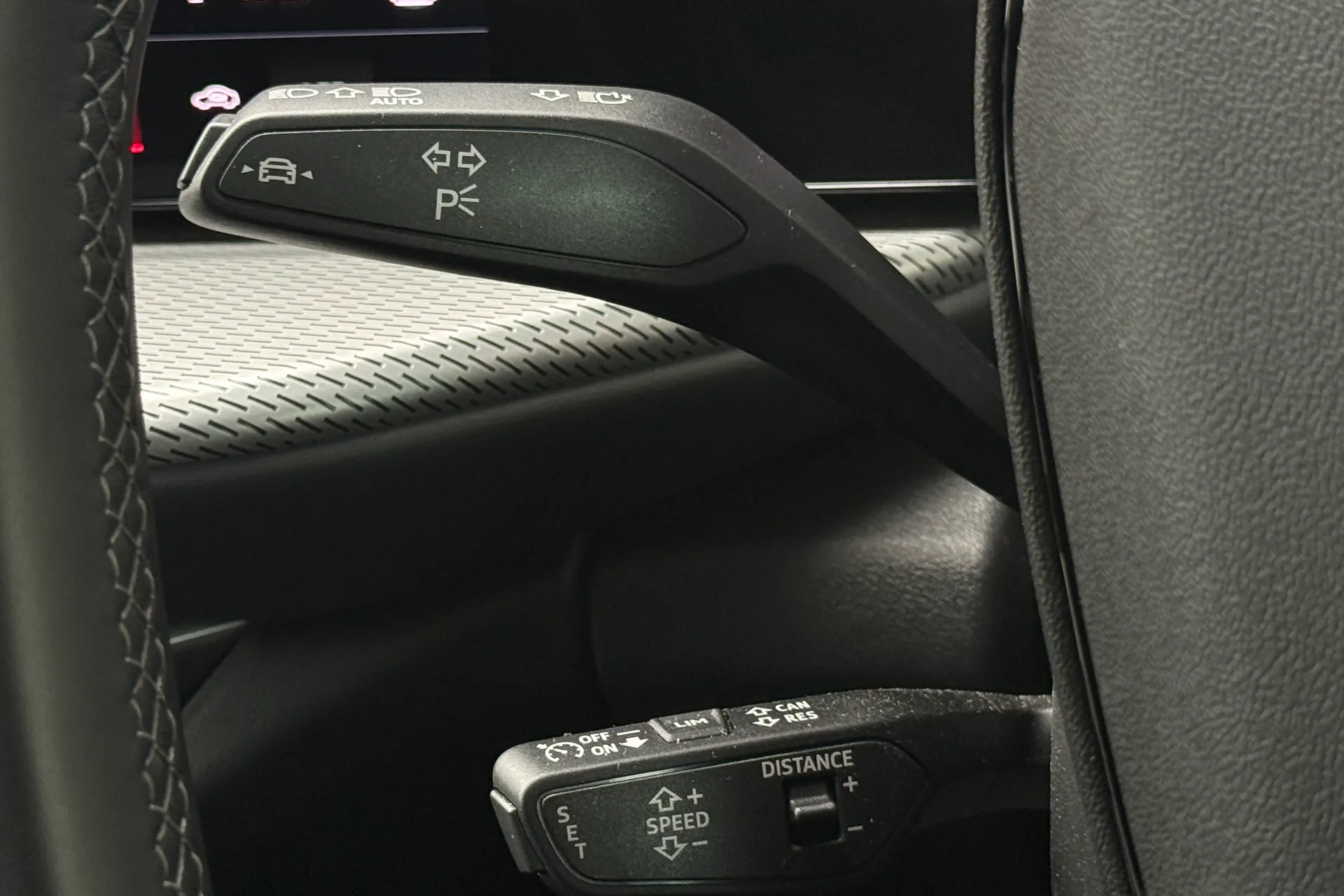 Audi Q5 thumbnail image number 17