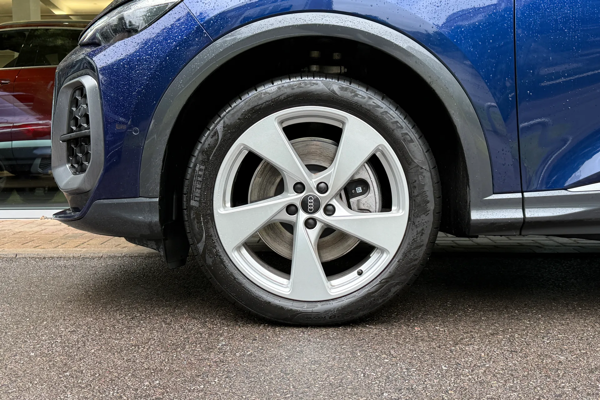 Audi Q5 thumbnail image number 12