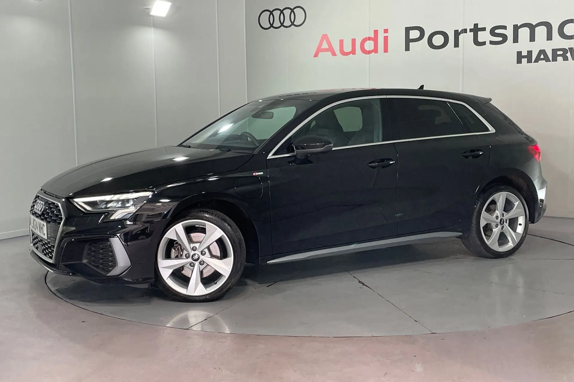 Audi A3 thumbnail image number 5