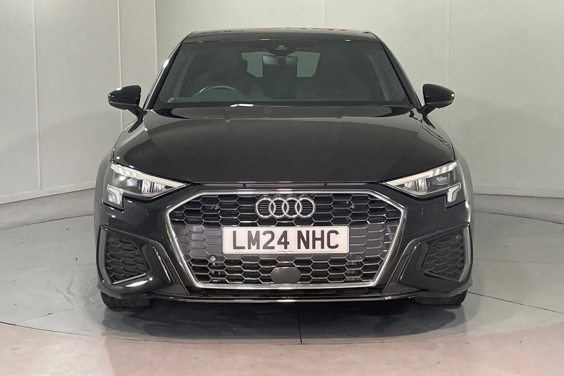 Audi A3 thumbnail image number 6