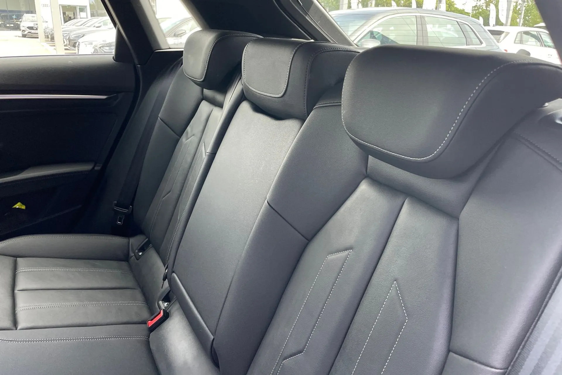Audi A3 thumbnail image number 31